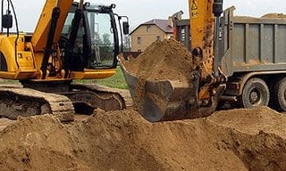 Выкопать яму экскаватором в щербинке от 917 руб. - ИП Садыков В. Р.