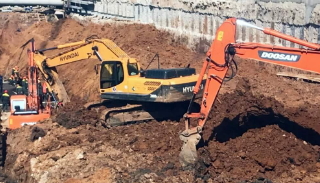 Разработка котлована экскаватором под фундамент в щербинке — цена от 2546 руб. | ИП Садыков В. Р.